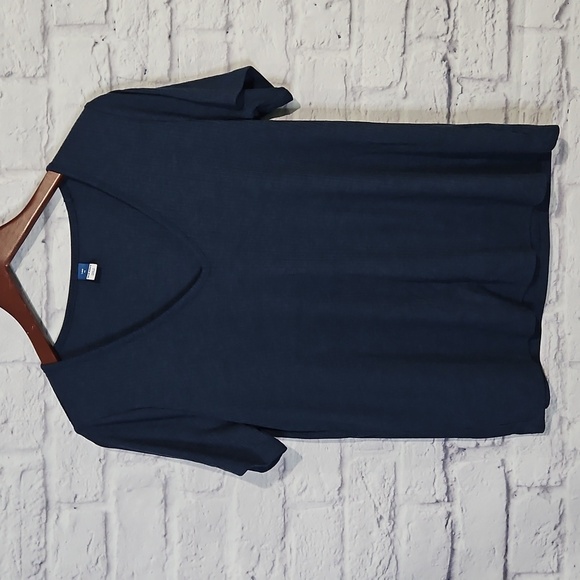 Old Navy Tops - Old Navy luxe short sleeve tee